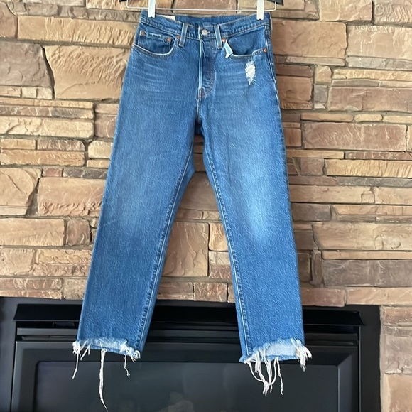 NWT LEVIS 501 Straight Jeans! - Picture 5 of 14
